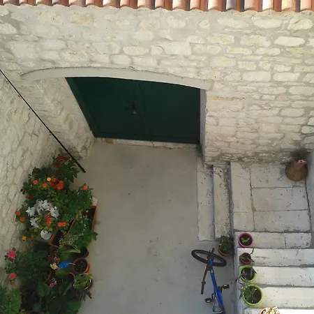 Apartman Mirakul *