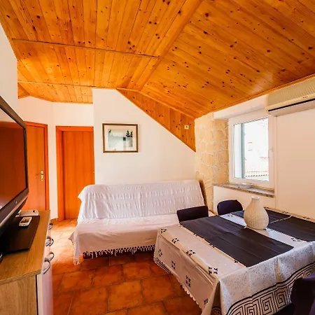 Apartman Mirakul